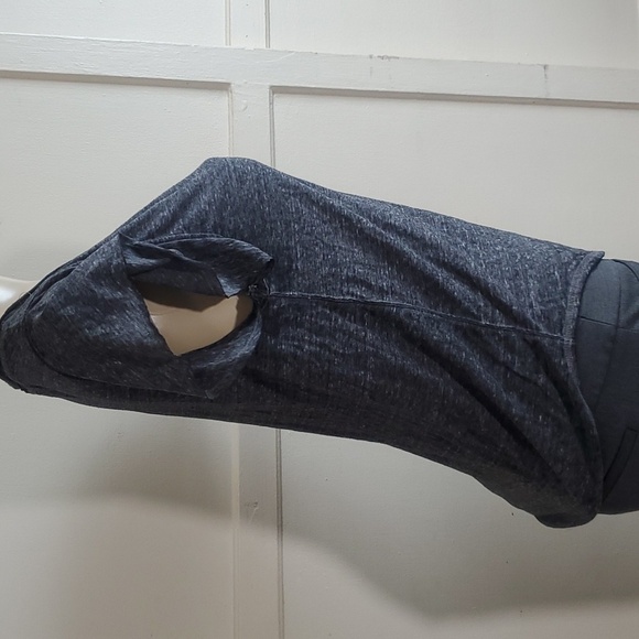 We The Free Effortless Short Sleeve T-Shirt in Charcoal Grey Size Small - Picture 3 of 11